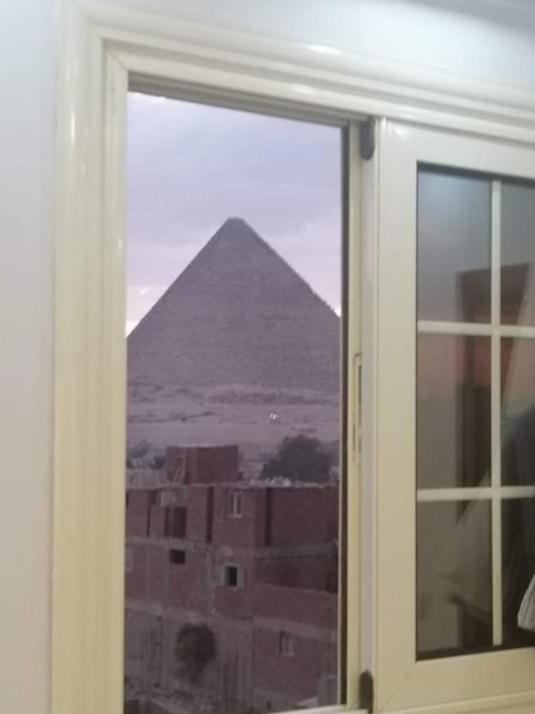 Pyramids New * Cairo