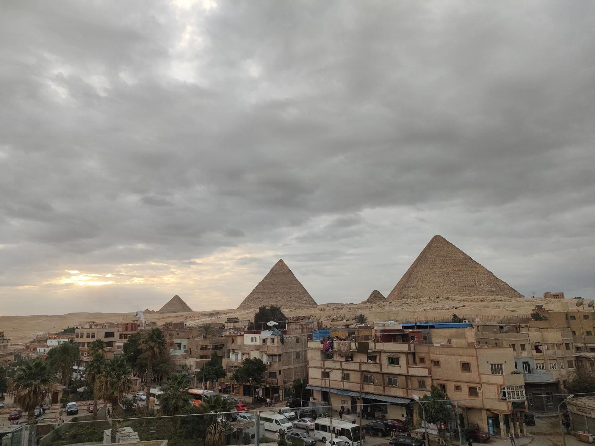 Pyramids New *